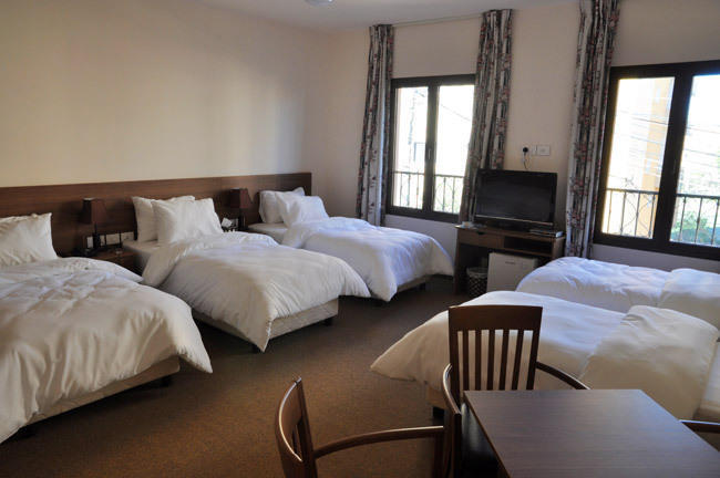 Lagace Hotel Jounieh Zimmer foto